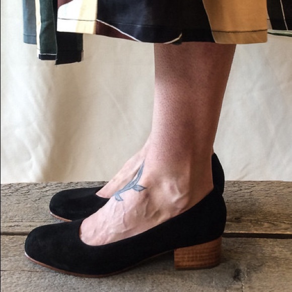 *SOLD* No.6 Frankie Pump in Navy Suede - Picture 11 of 12